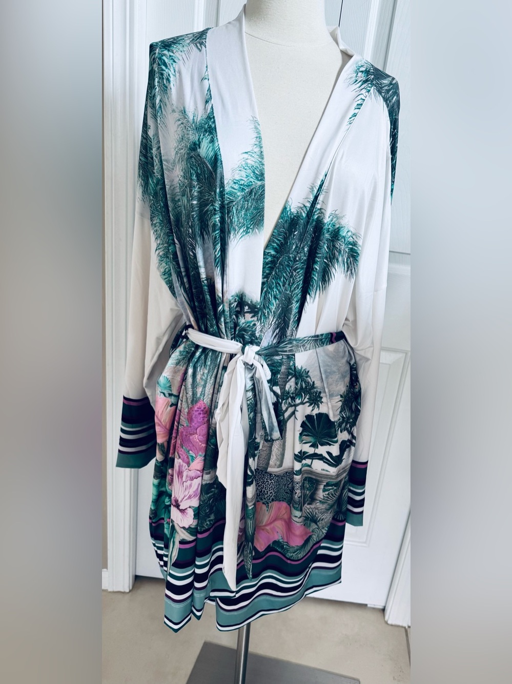 Cacique gorgeous robe size 14/16
